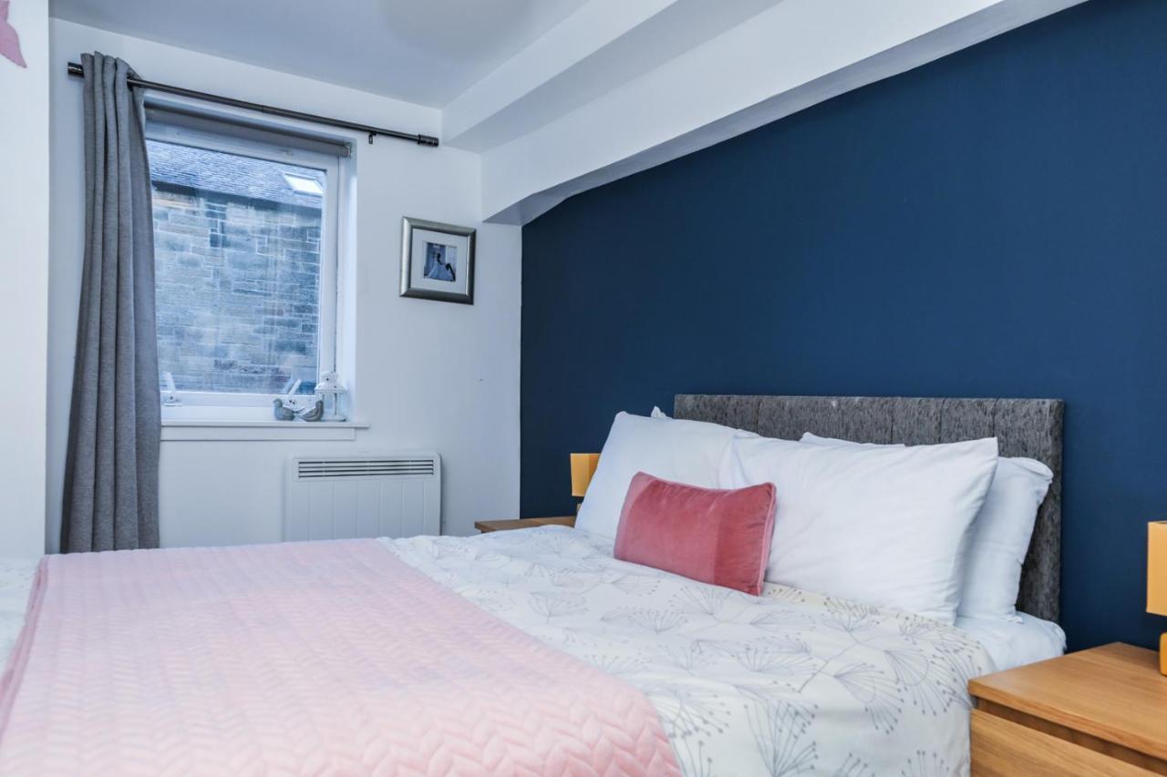 Beautiful 1-Bed Apartment Near Castle Edinburgh Exterior photo